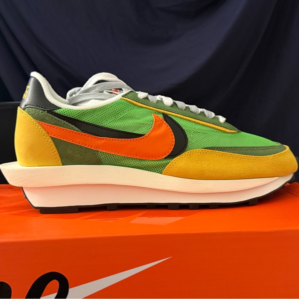 Nike Green and Orange Men's Sneakers